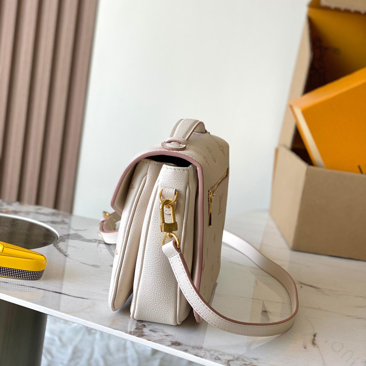 Louis Vuitton Pochette Métis   M14977 - DopestKickz