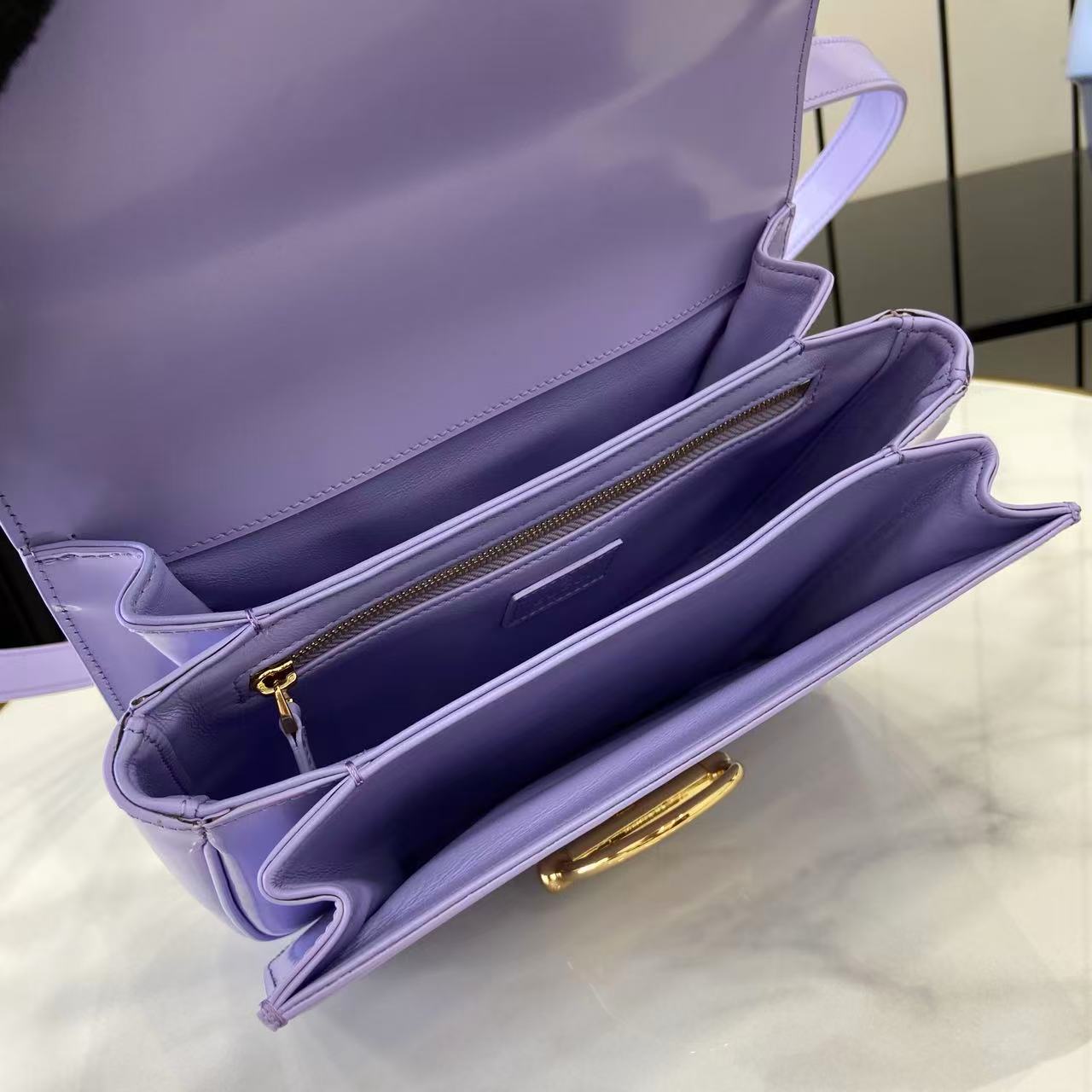 Gucci Siena Small Shoulder Bag - DopestKickz