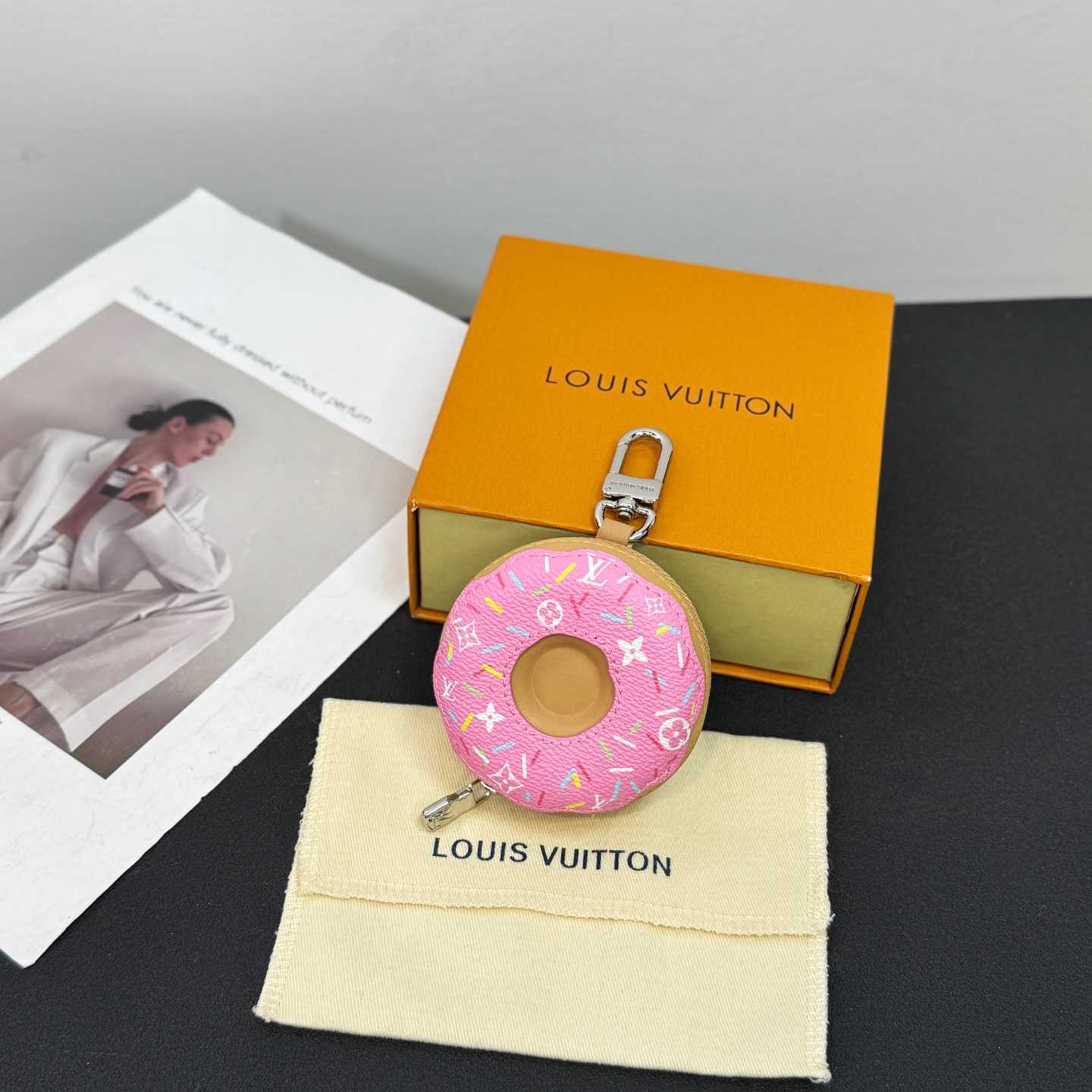 Louis Vuitton LV Donut Bag Charm   M02549 - DopestKickz