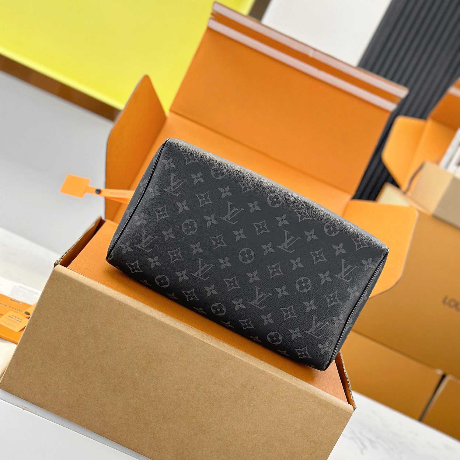 Louis Vuitton Speedy Soft 30   M15102 - DopestKickz