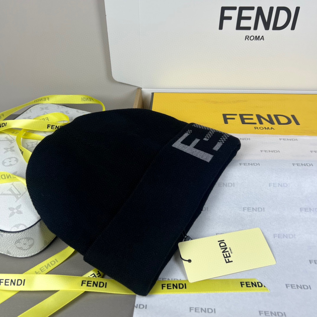 Fendi FF-jacquard Beanie - DopestKickz