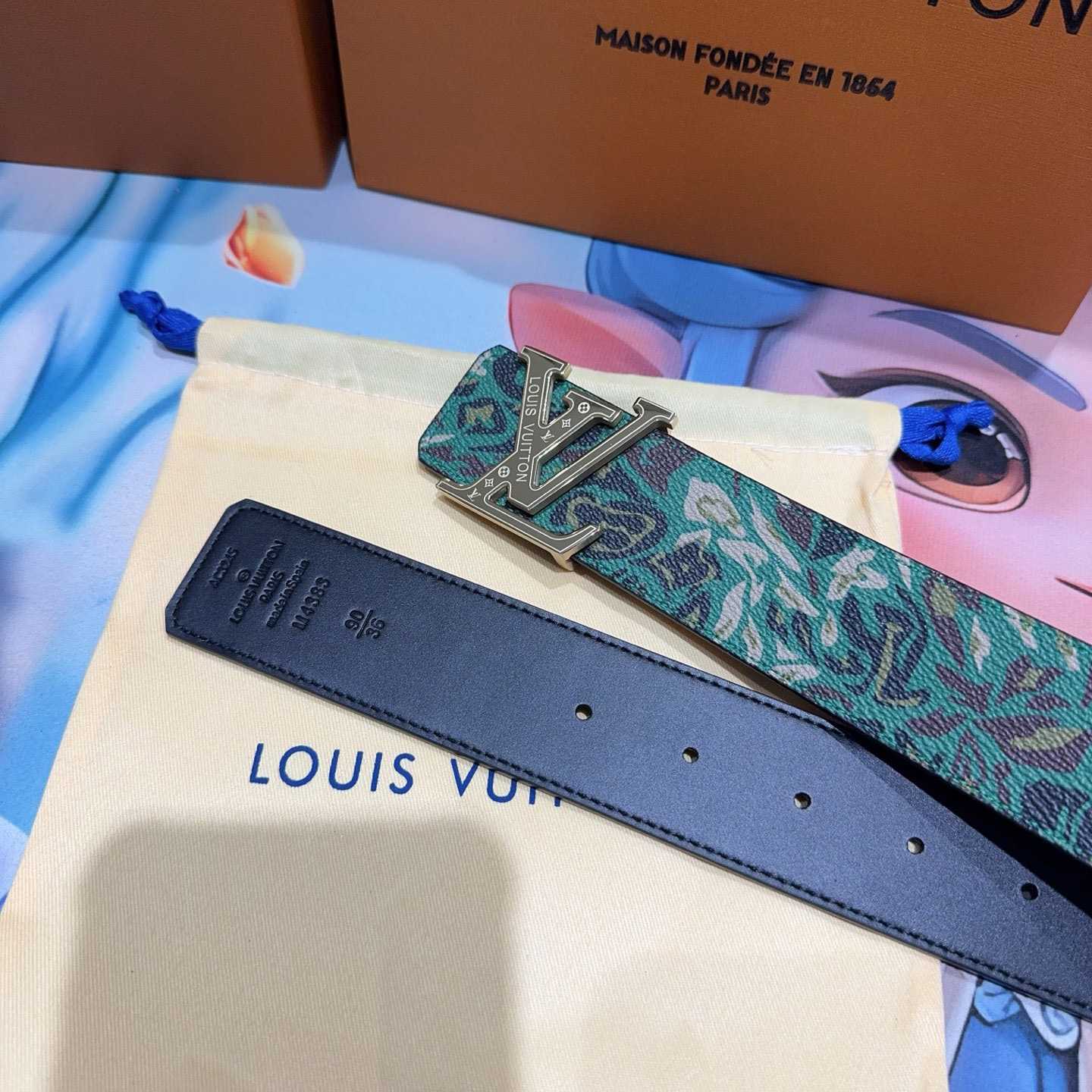 Louis Vuitton 40mm Reversible Belt  - DopestKickz