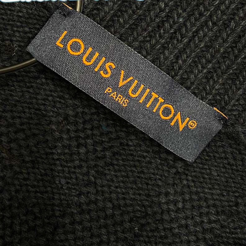 Louis Vuitton Cashmere-Wool Blend Half-Zip Pullover   1AIHNA - DopestKickz