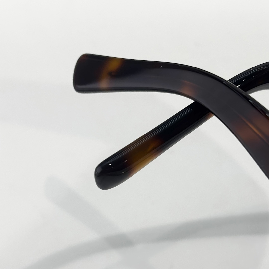 Saint Laurent SL832 Sunglasses   - DopestKickz