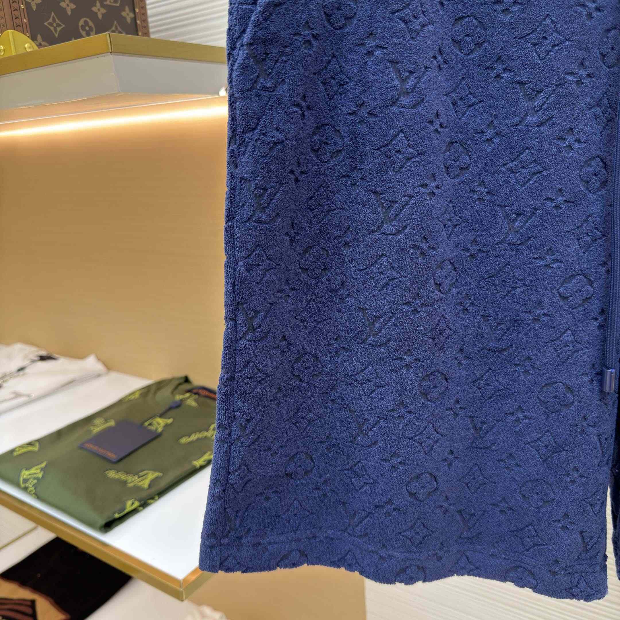 Louis Vuitton Monogram French Terry Shorts    1AHUX6 - DopestKickz