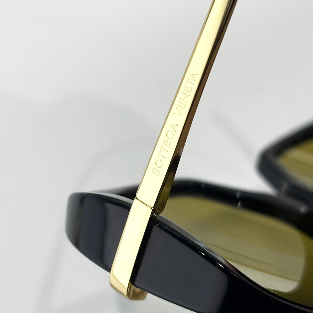 Bottega Veneta BV1436S Sunglasses   - DopestKickz