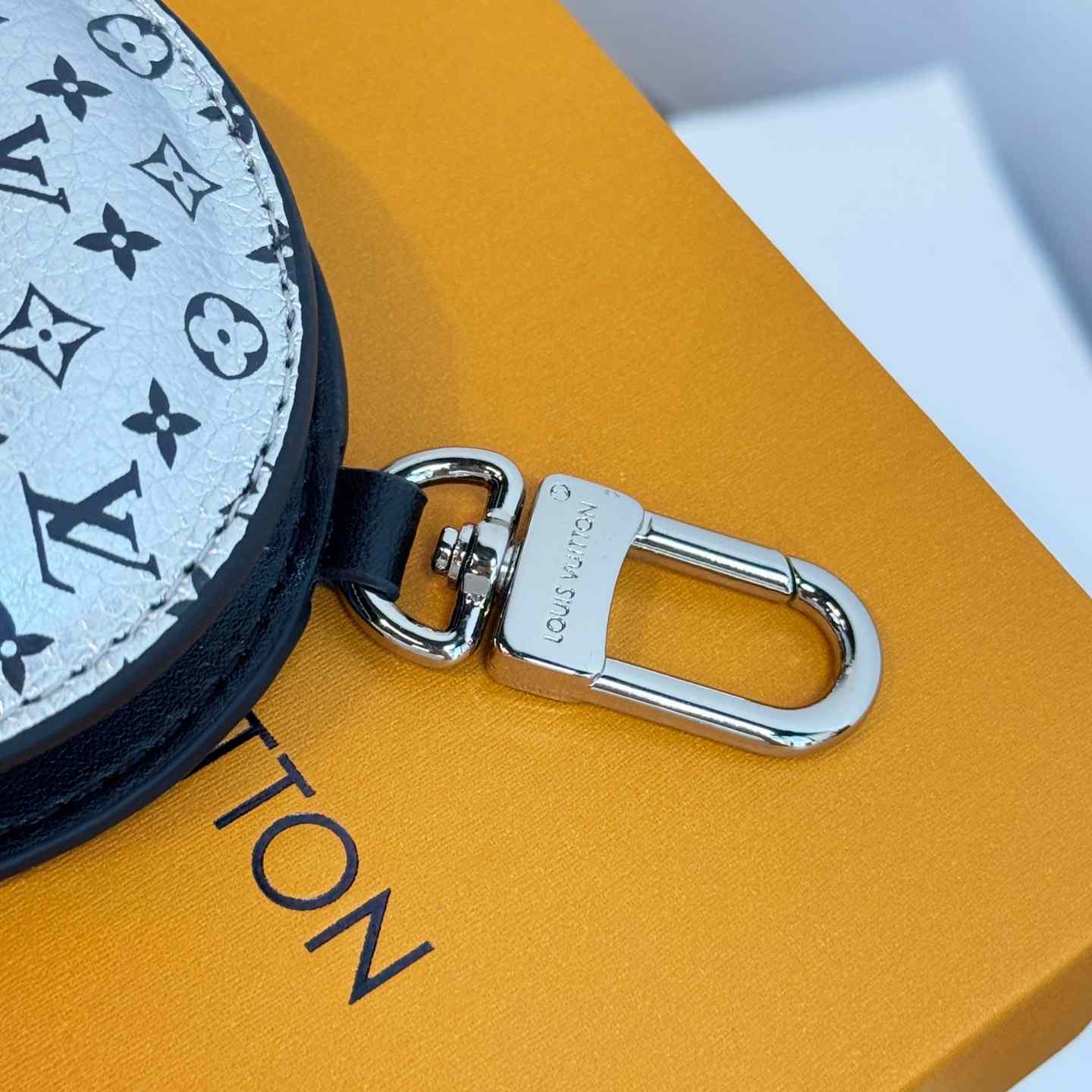 Louis Vuitton LV Alien Bag Charm - DopestKickz