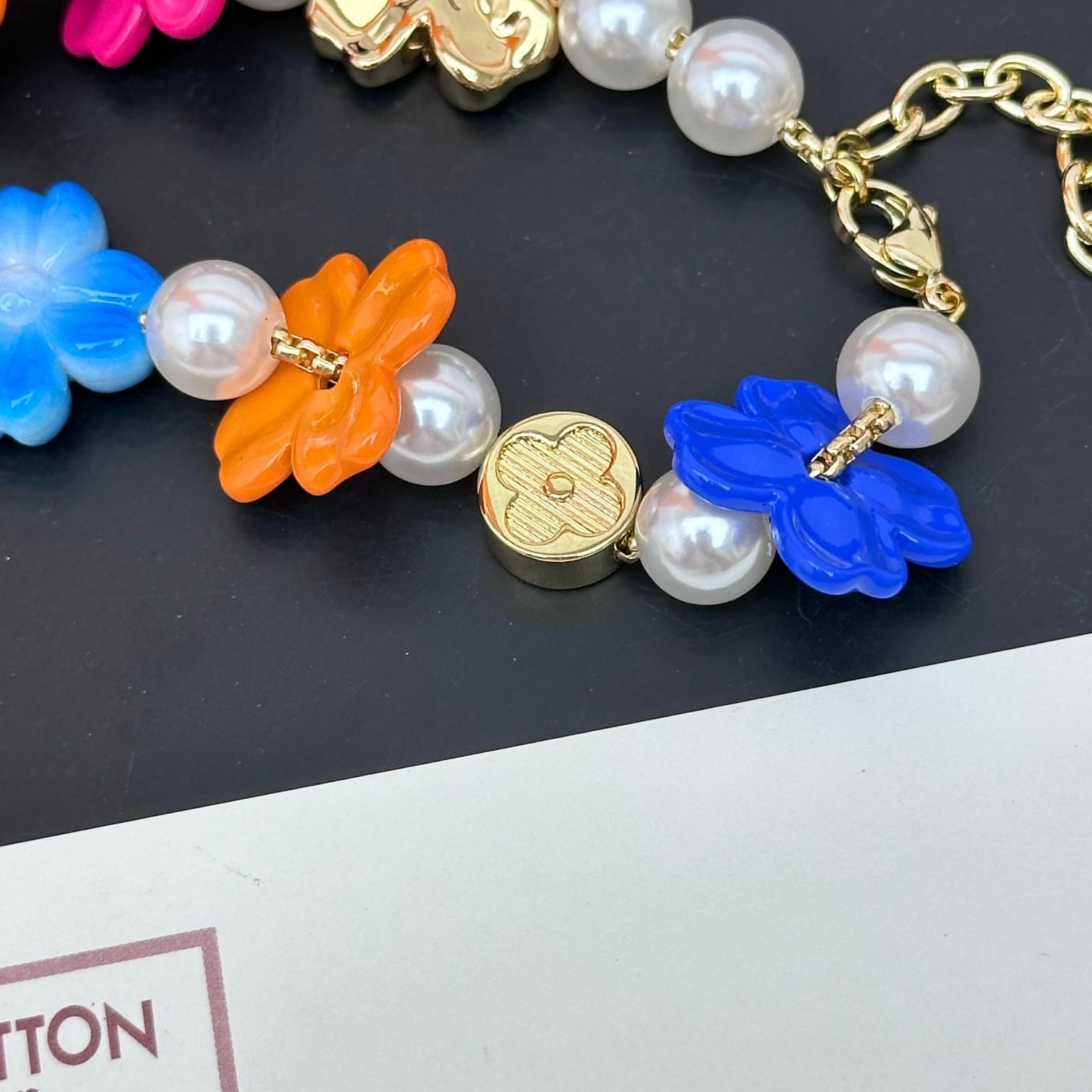 Louis Vuitton LV Surfin' Flower Bracelet   M1603A - DopestKickz