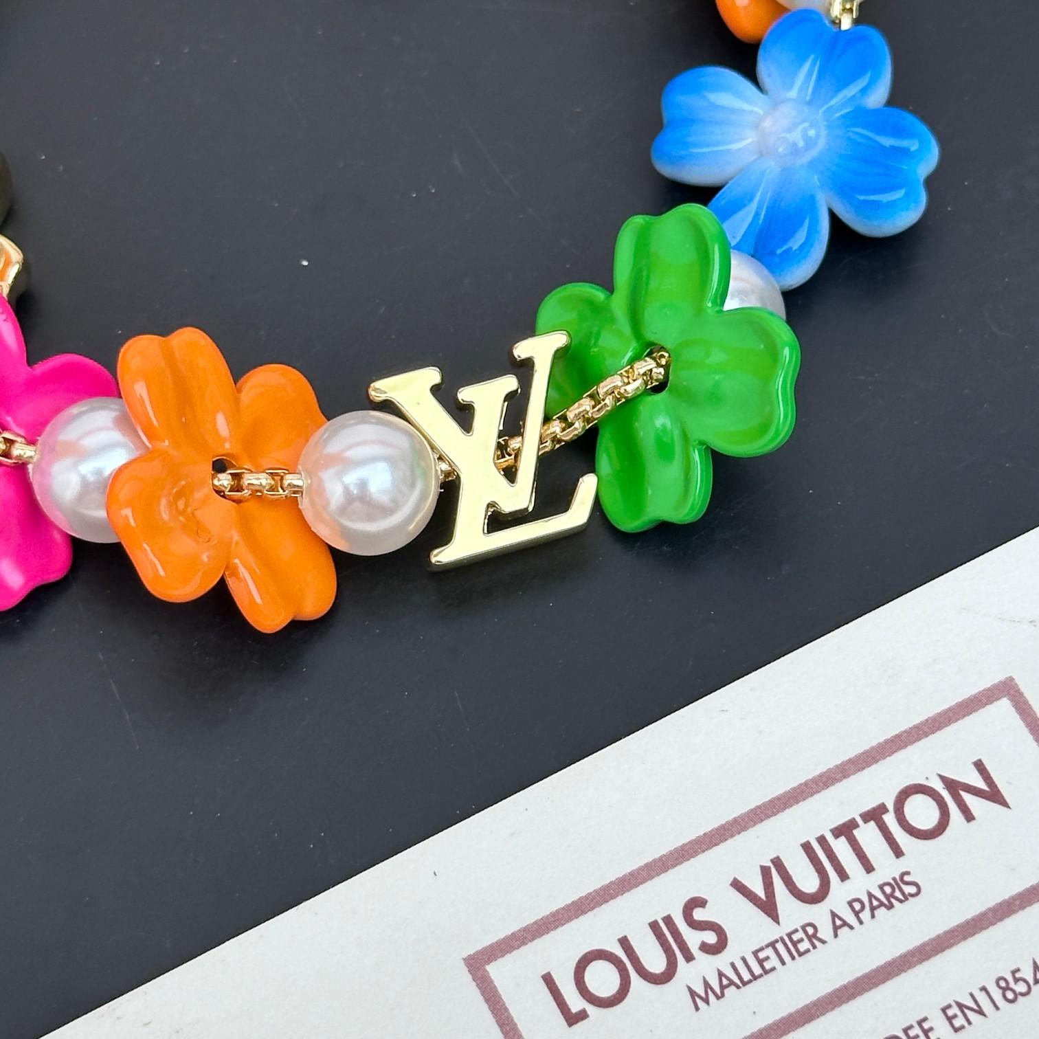 Louis Vuitton LV Surfin' Flower Bracelet   M1603A - DopestKickz