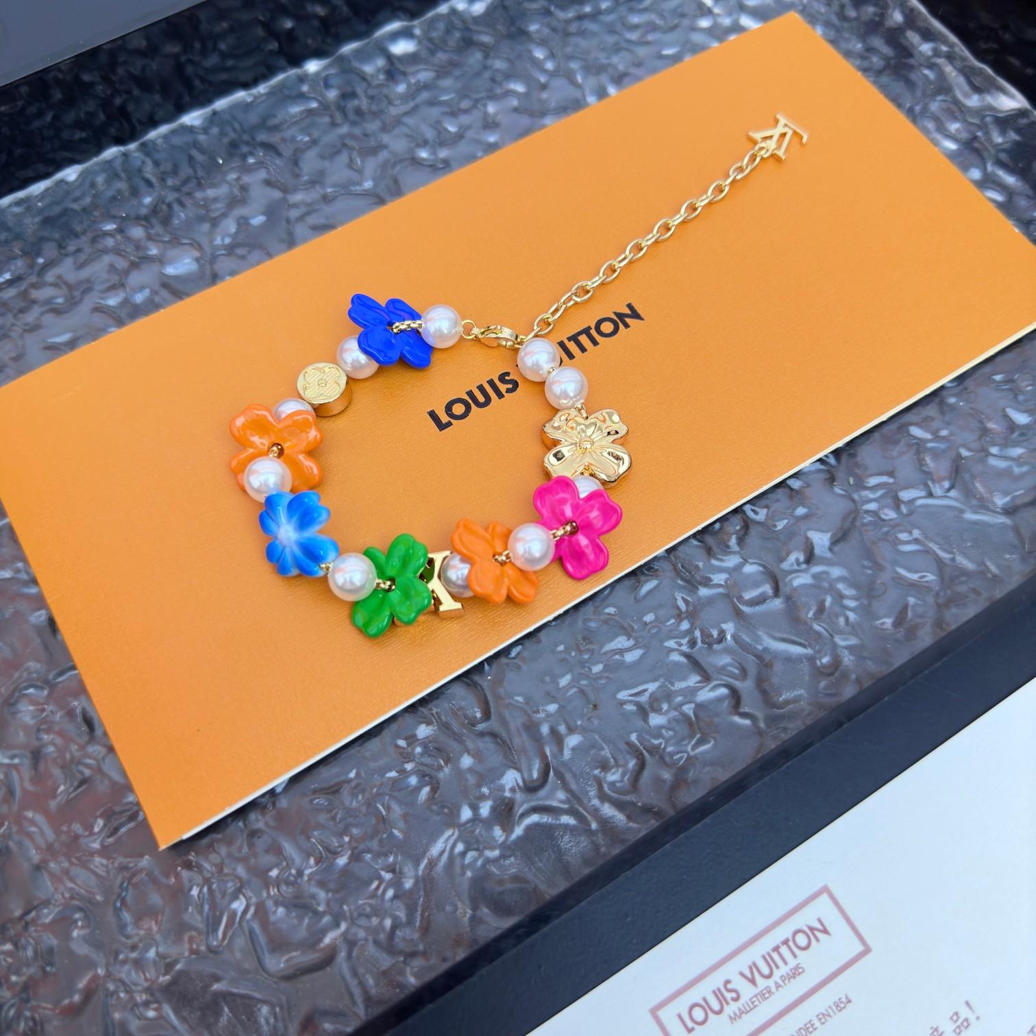 Louis Vuitton LV Surfin' Flower Bracelet   M1603A - DopestKickz