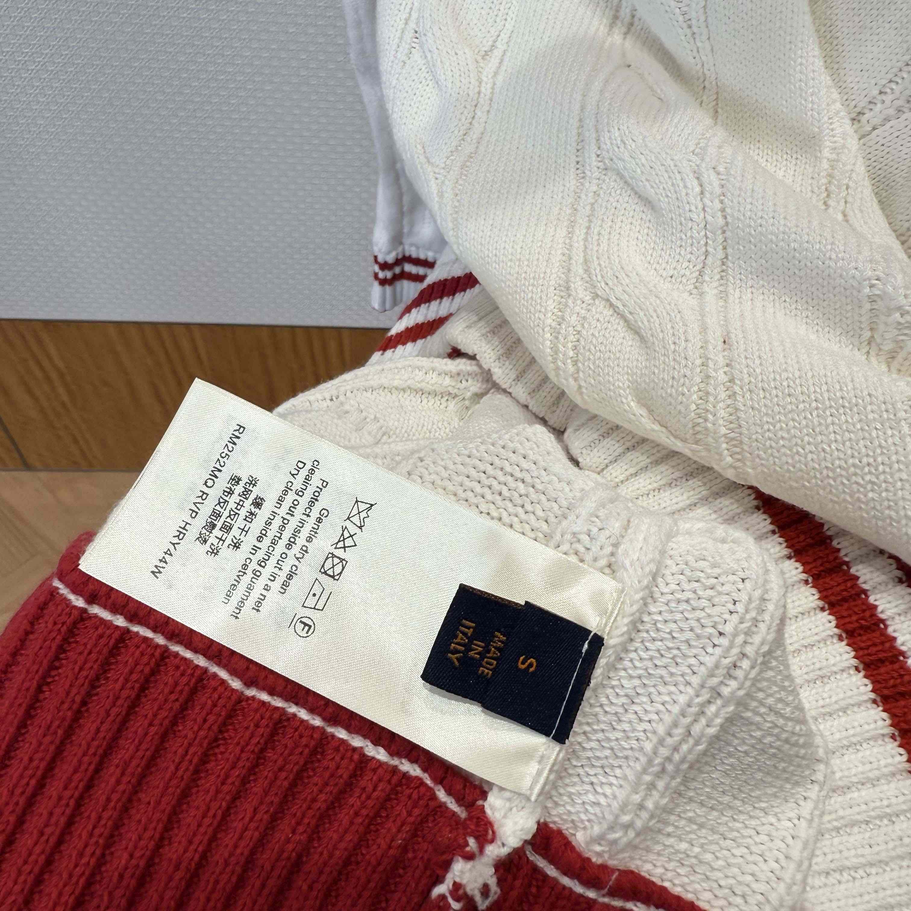 Louis Vuitton Preppy V-Neck Cable Pullover   1AIJYR - DopestKickz