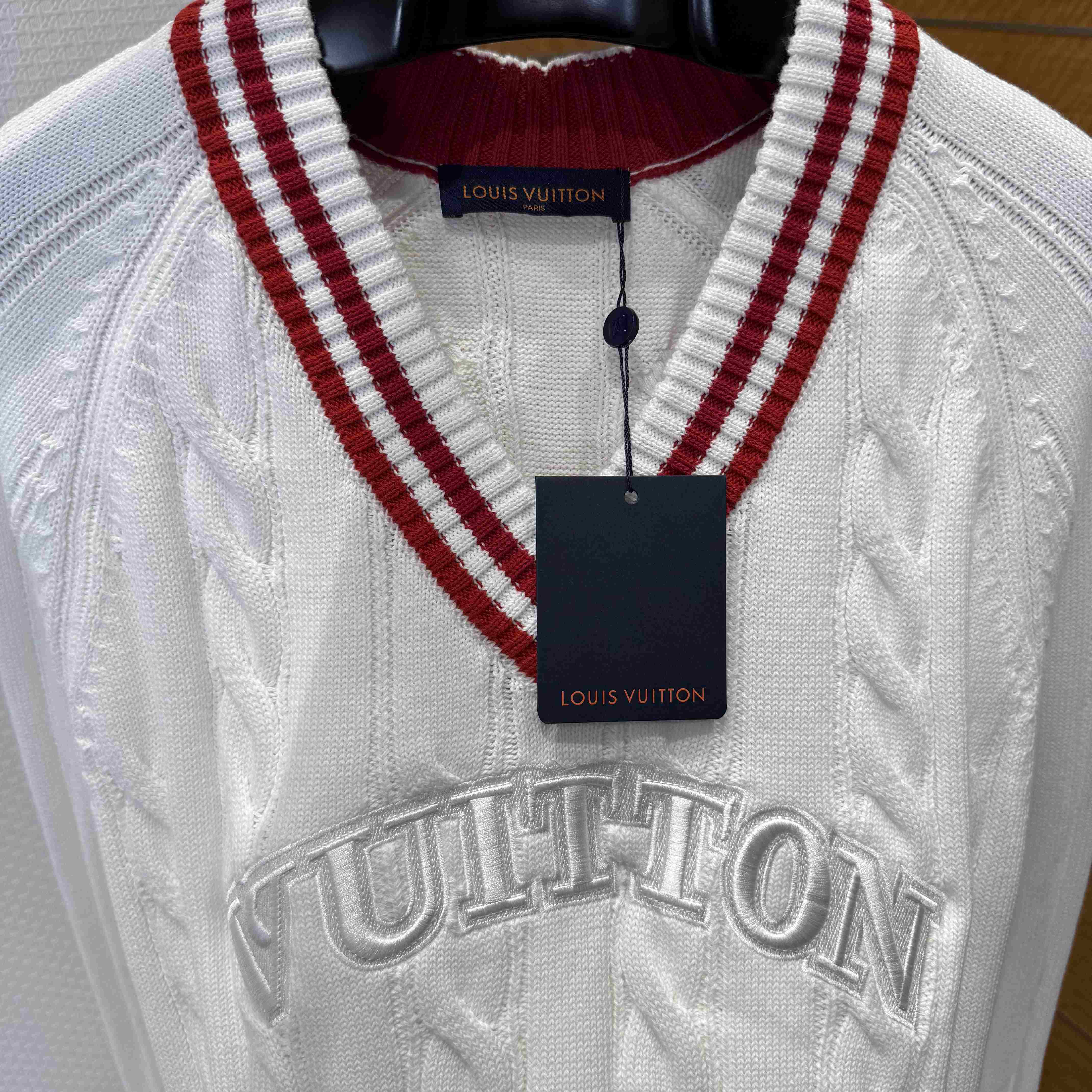 Louis Vuitton Preppy V-Neck Cable Pullover   1AIJYR - DopestKickz
