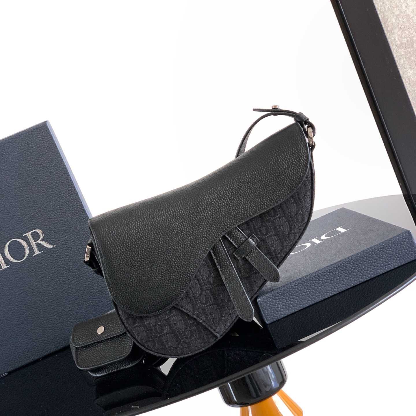 Dior Saddle Bag  - DopestKickz