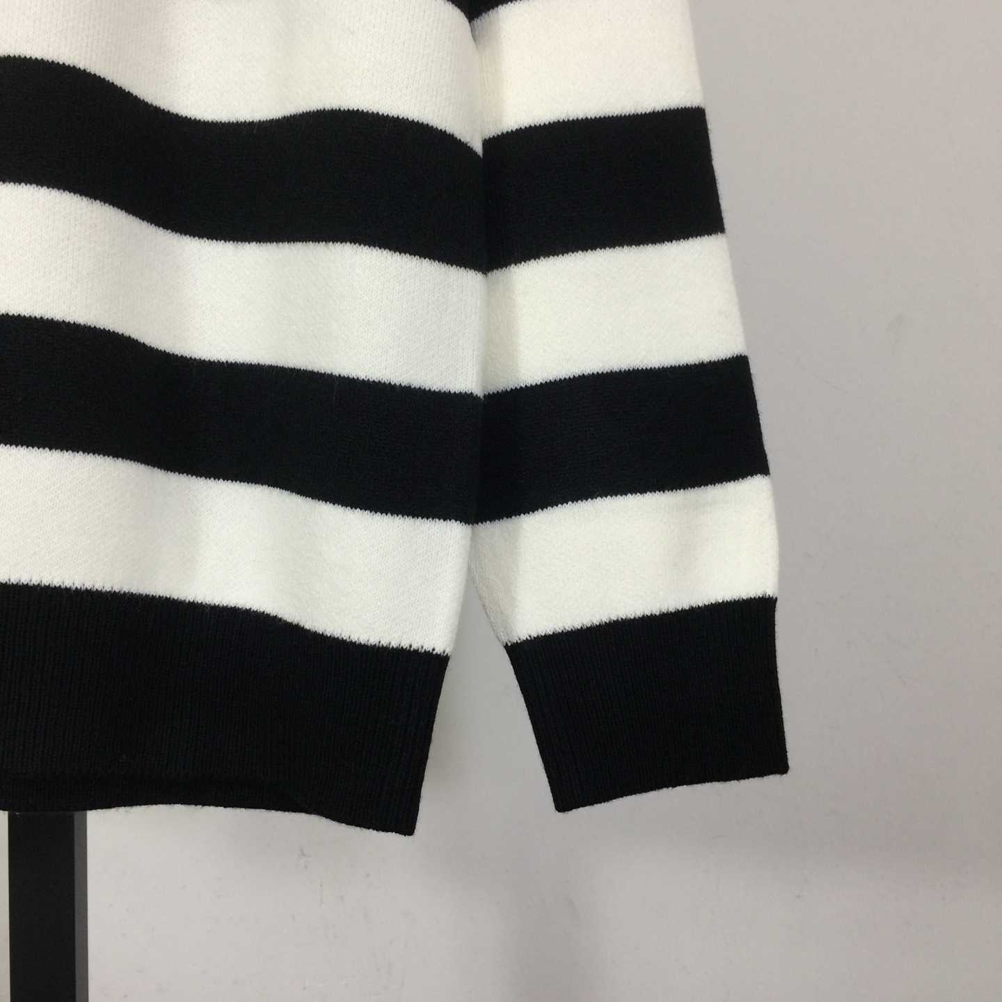 Loewe Sweater In Wool - DopestKickz