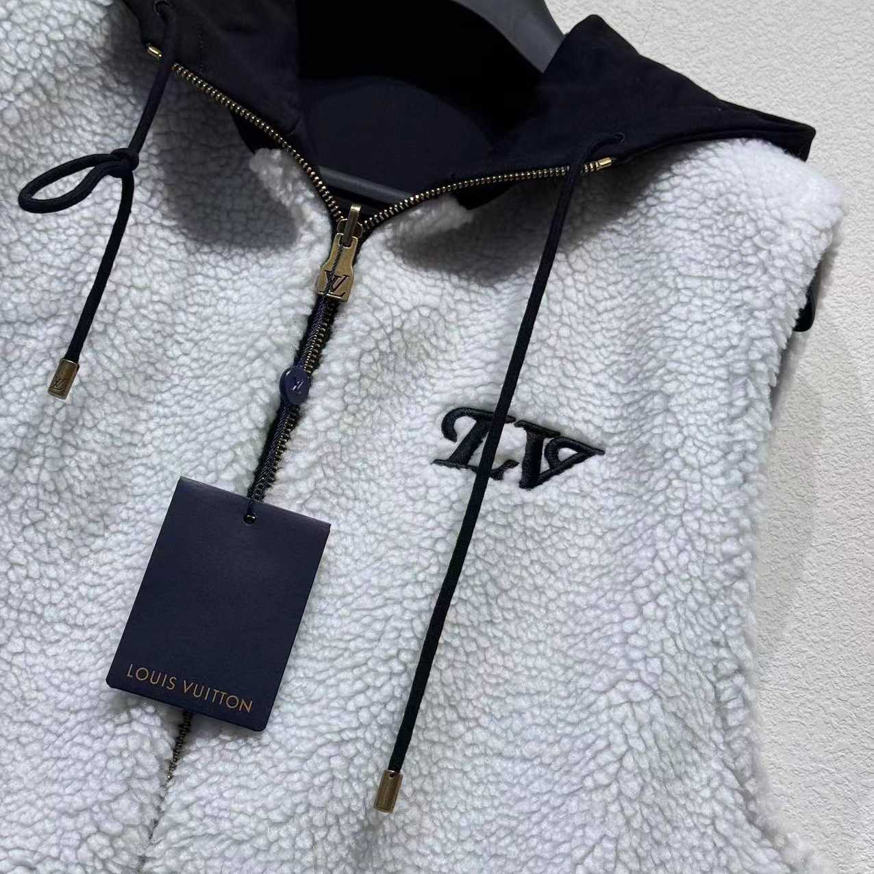 Louis Vuitton Reversible Fleece Gilet    - DopestKickz