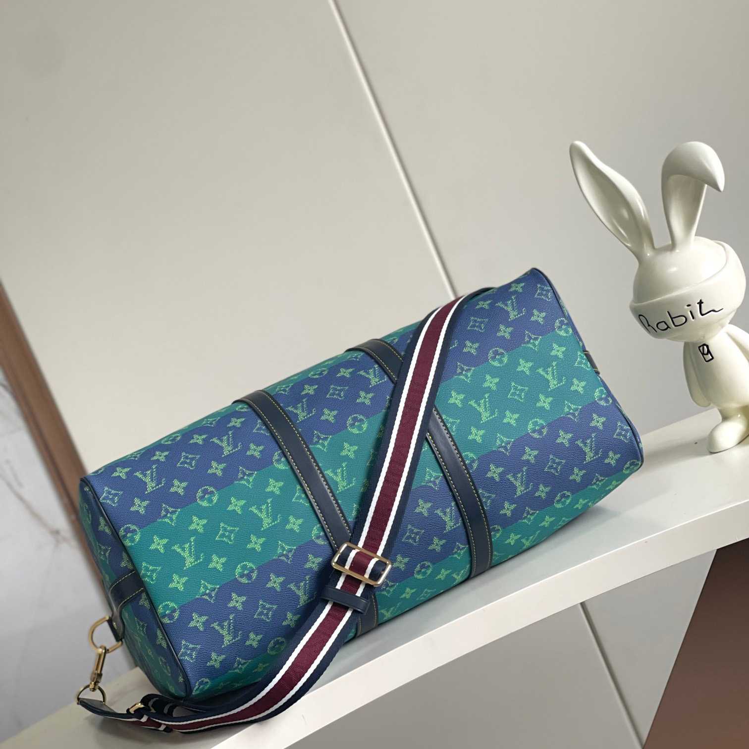 Louis Vuitton Keepall Bandoulière 50   M25900 - DopestKickz