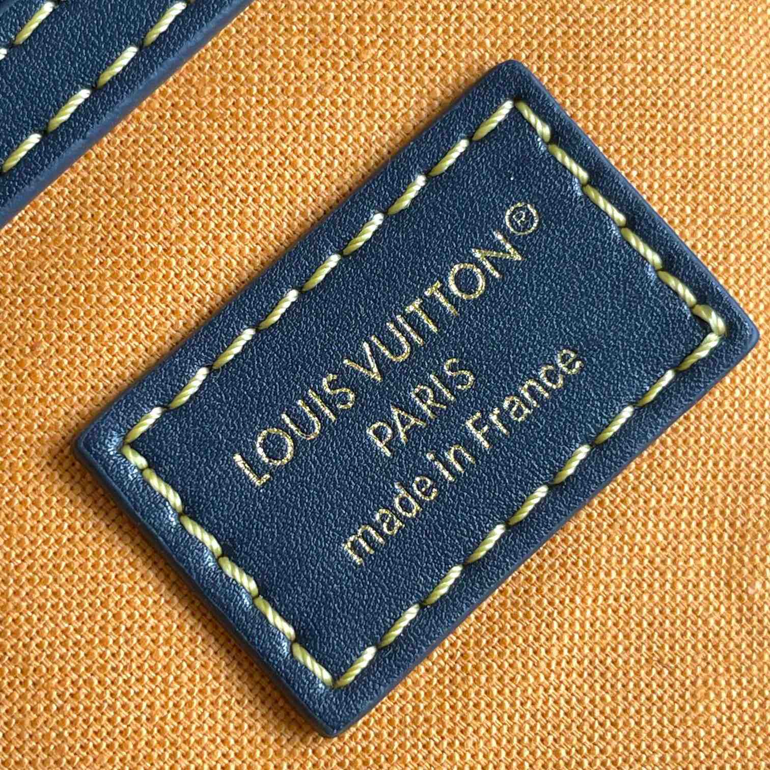 Louis Vuitton Keepall Bandoulière 50   M25900 - DopestKickz