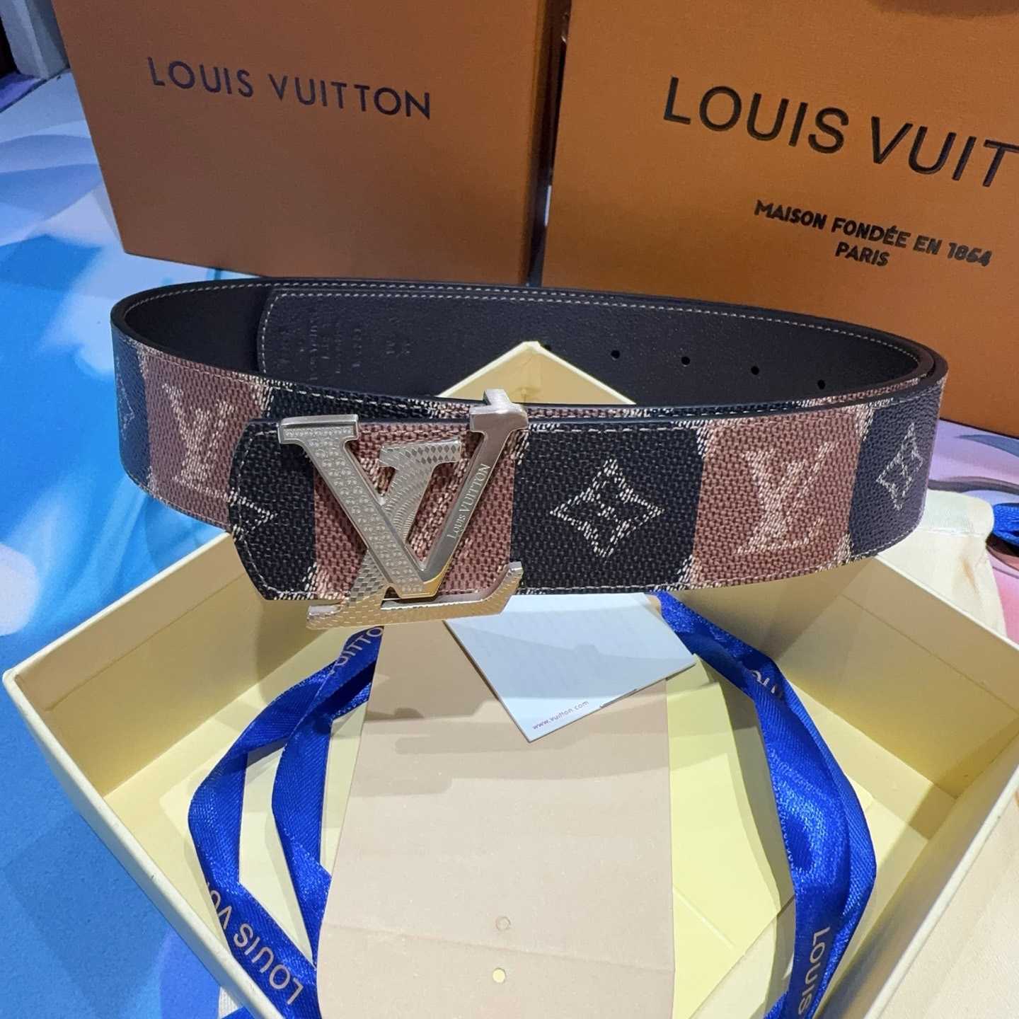 Louis Vuitton 40mm Reversible Belt  - DopestKickz