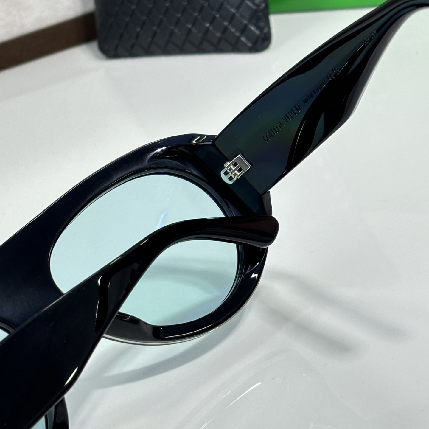 Bottega Veneta BV1362S Sunglasses   - DopestKickz