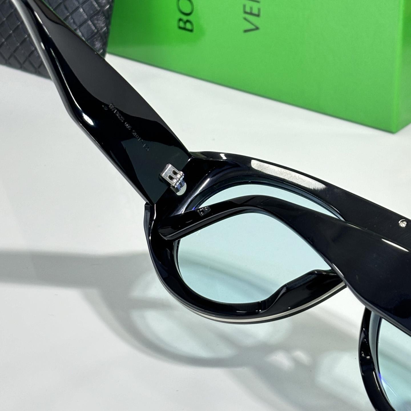 Bottega Veneta BV1362S Sunglasses   - DopestKickz