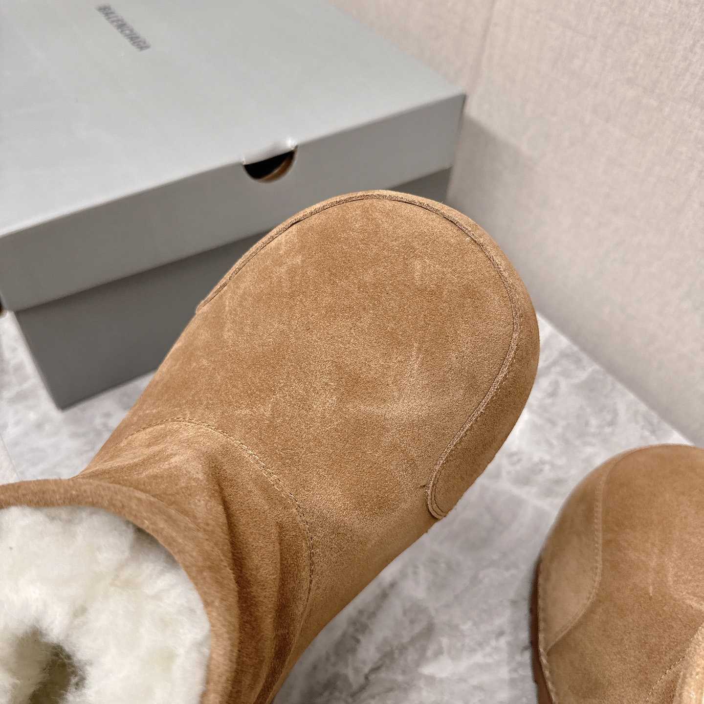 Balenciaga Alaska boots - DopestKickz