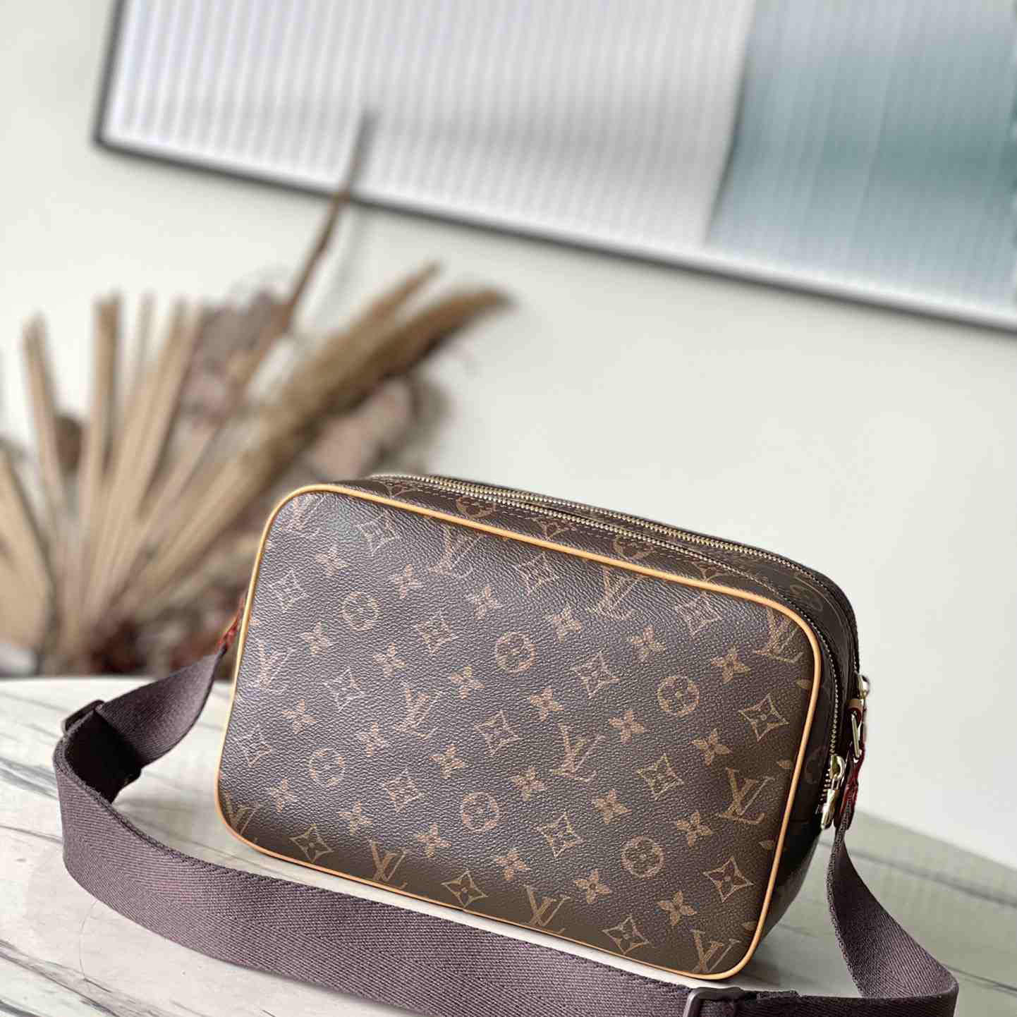 Louis Vuitton Monogram Shoulder Bag (28 x 21 x 11 cm) - DopestKickz