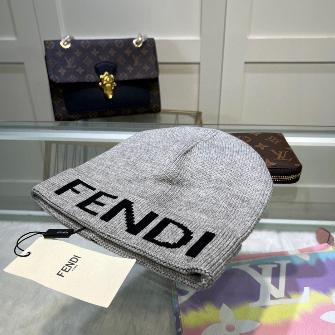 Fendi Beanie - DopestKickz