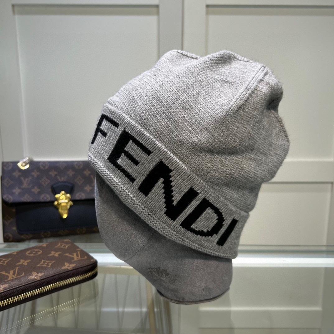Fendi Beanie - DopestKickz