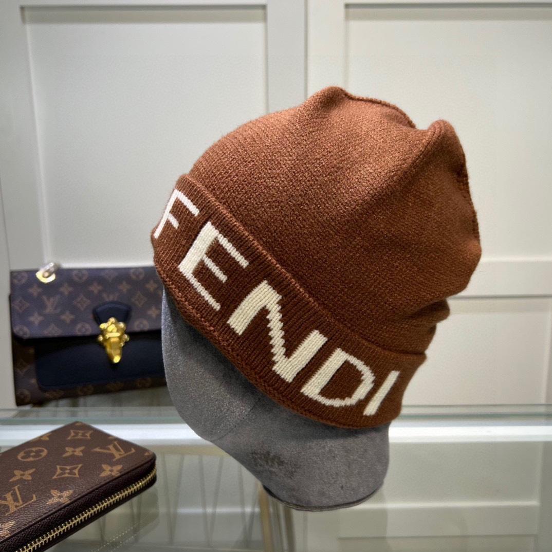 Fendi Beanie - DopestKickz