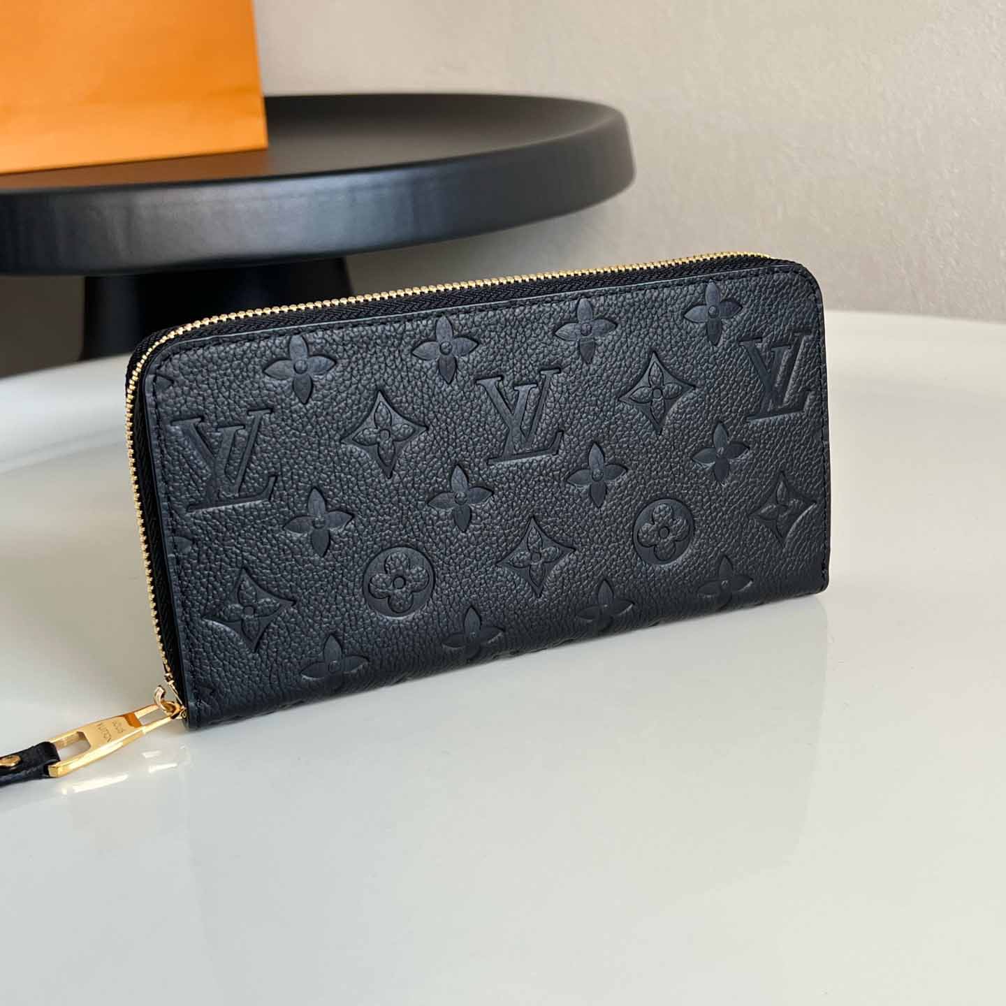 Louis Vuitton Empreinte Zippy Wallet   (19.5X10cm)  m61864 - DopestKickz