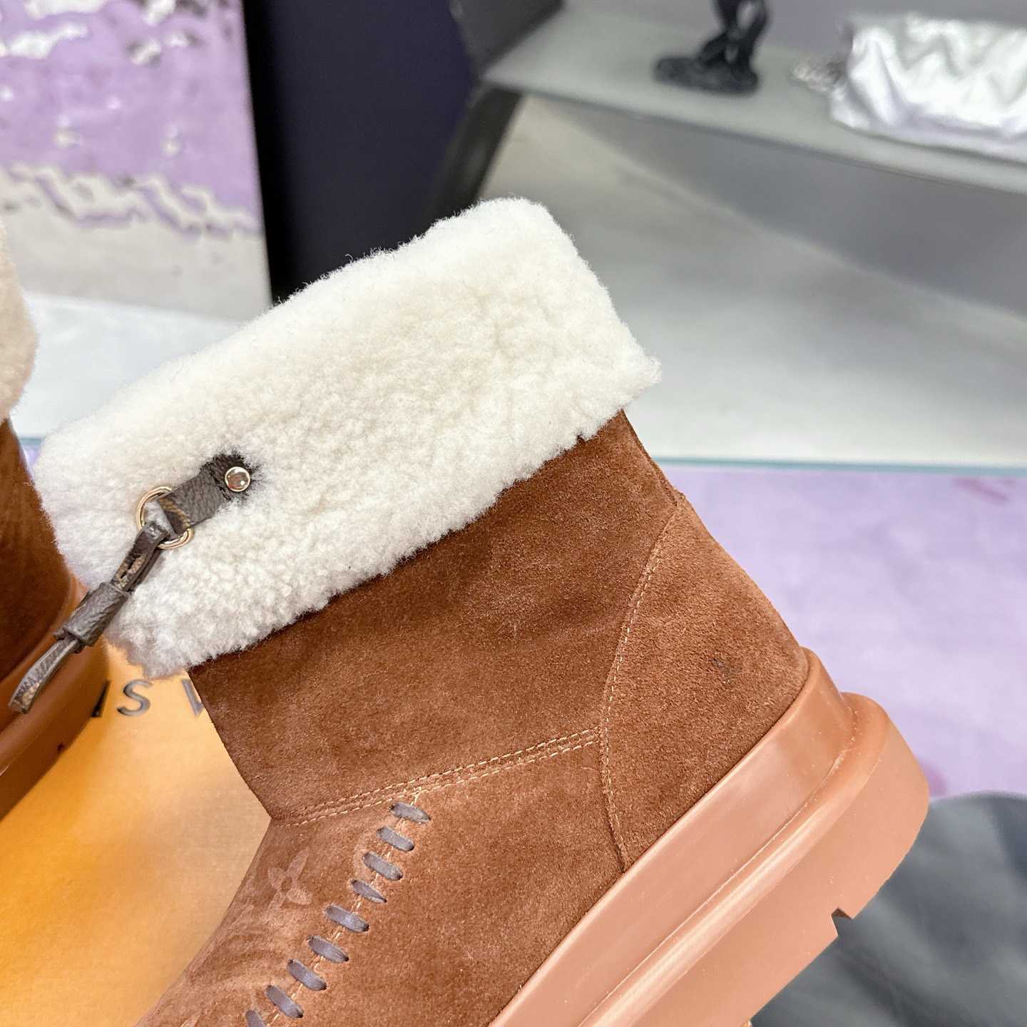 Louis Vuitton Cortina Ankle Boot   1AIUFE - DopestKickz