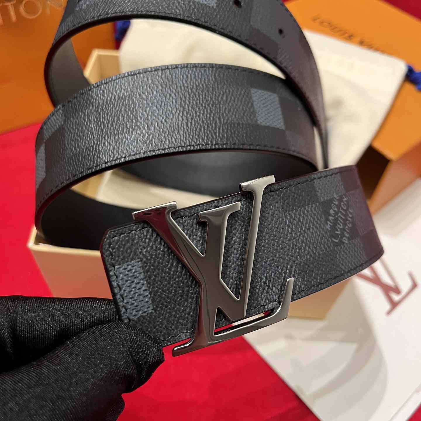 Louis Vuitton Reversible Belt - DopestKickz