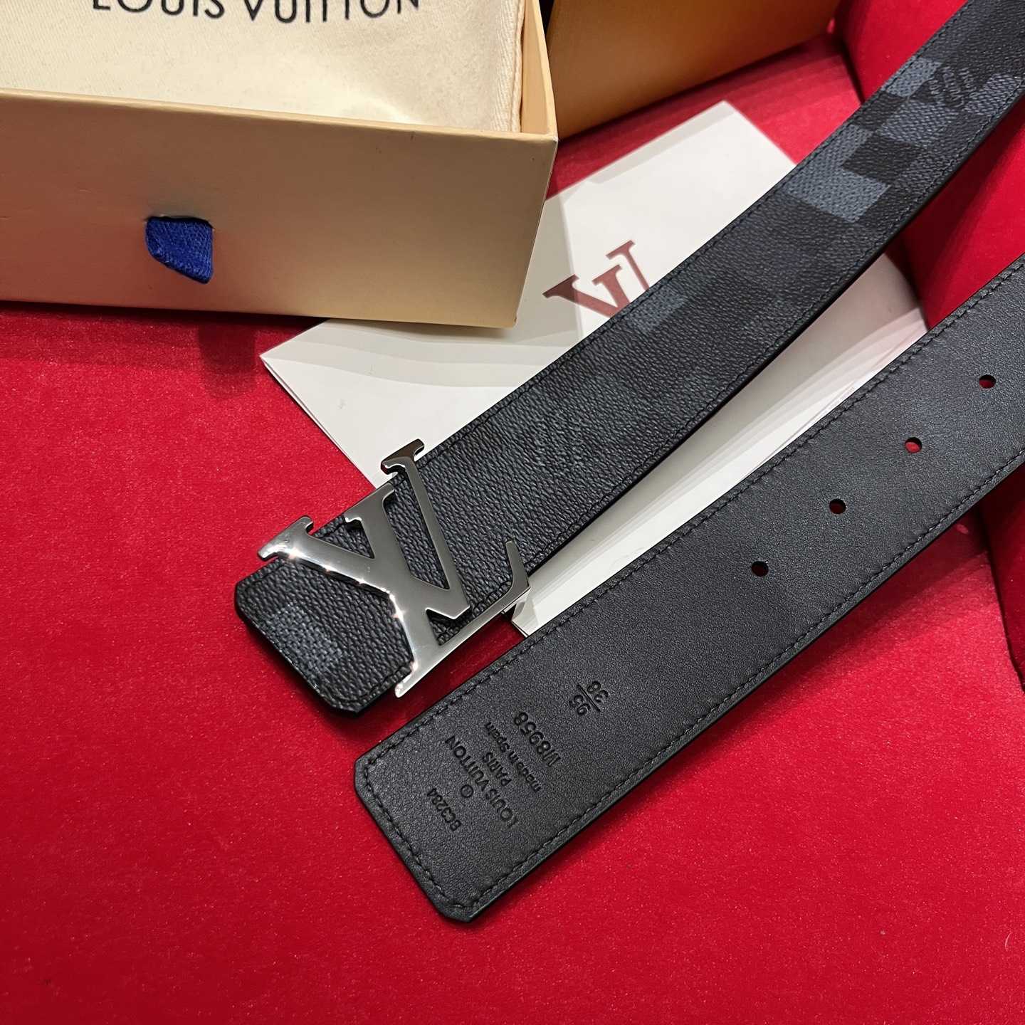Louis Vuitton Reversible Belt - DopestKickz