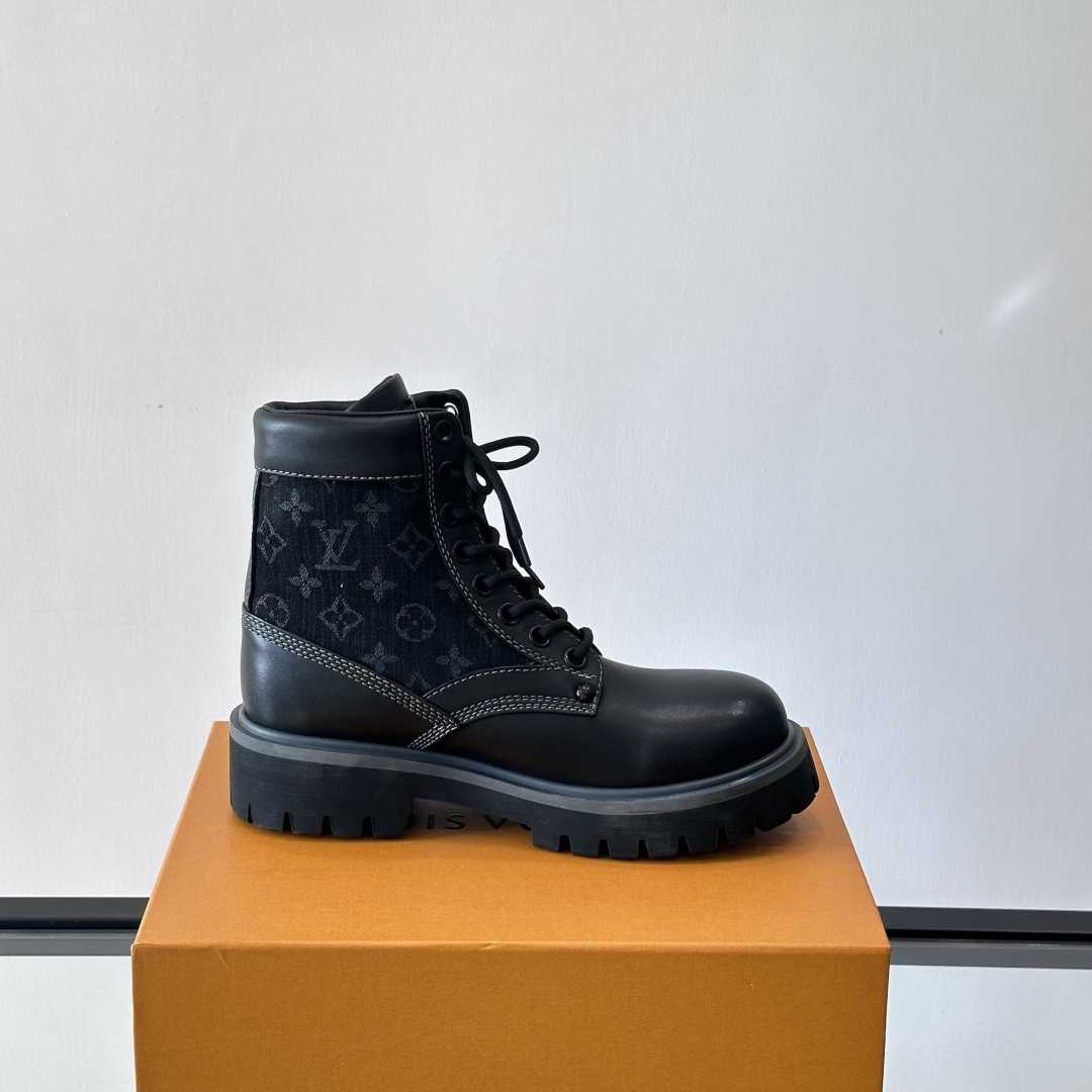 Louis Vuitton LV Boot Ranger    - DopestKickz