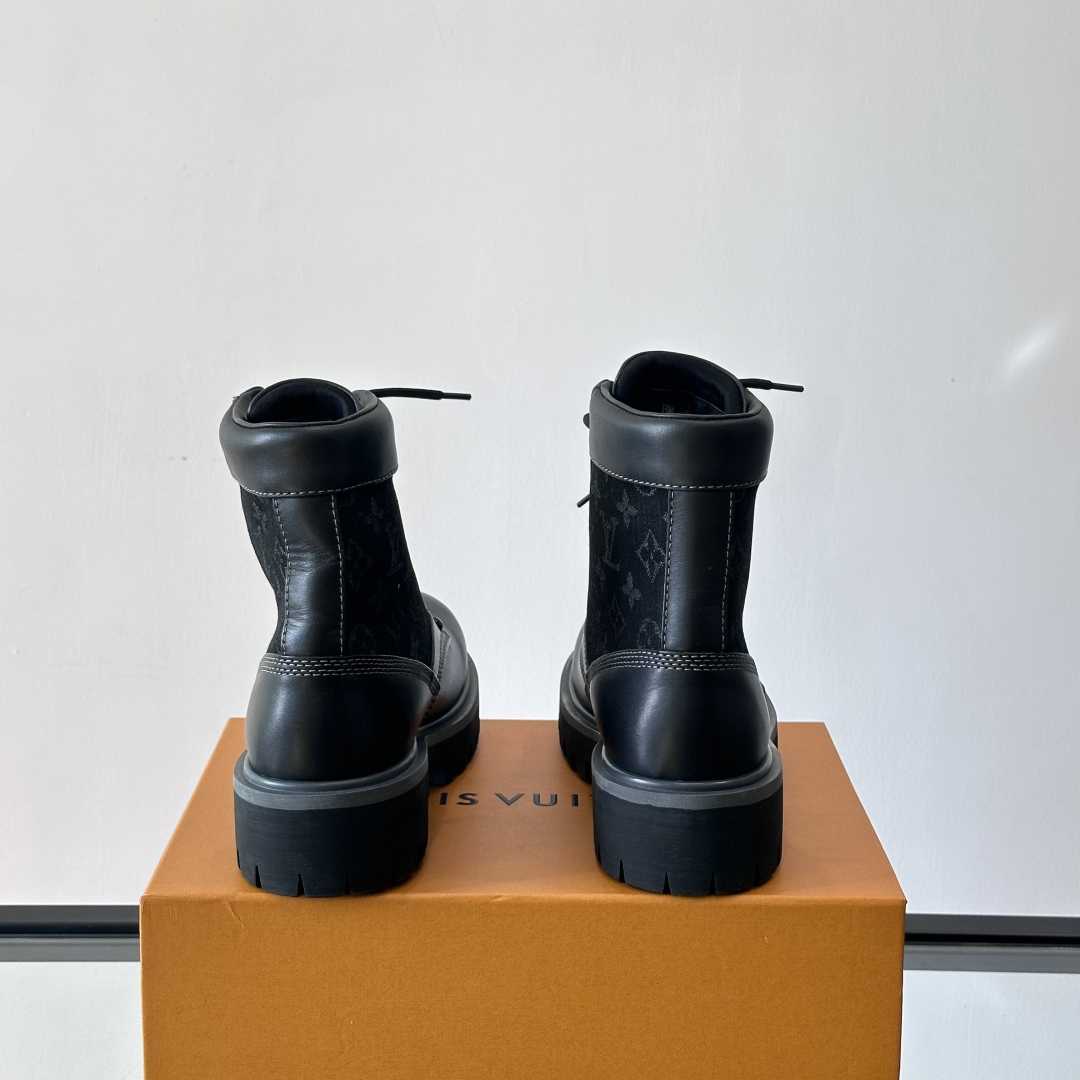 Louis Vuitton LV Boot Ranger    - DopestKickz