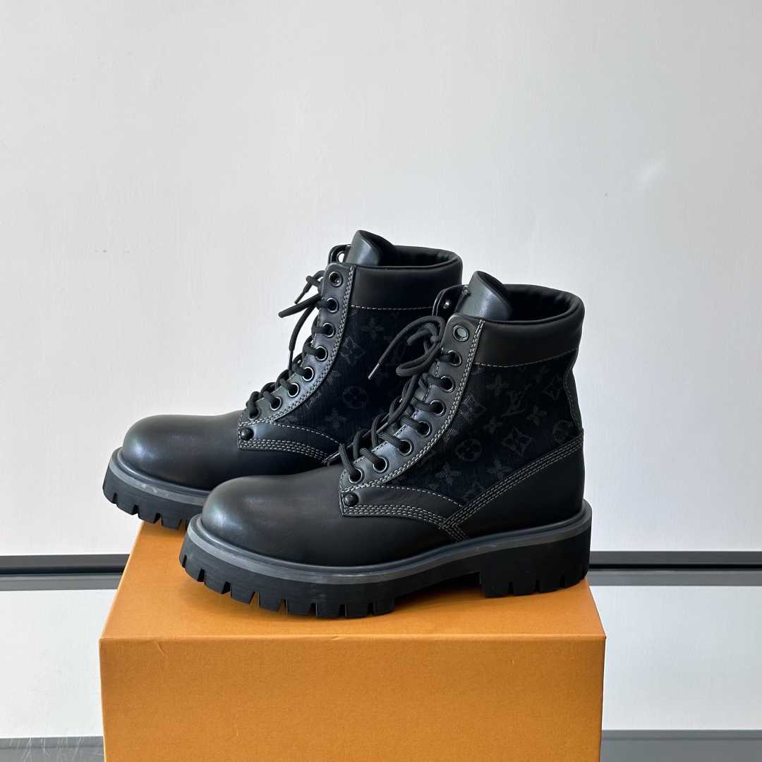 Louis Vuitton LV Boot Ranger    - DopestKickz