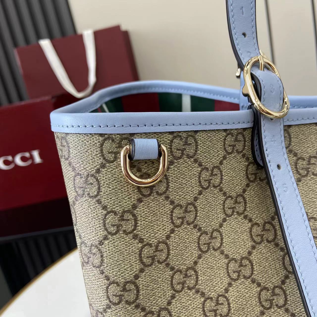 Gucci GG Emblem Large Tote Bag - DopestKickz