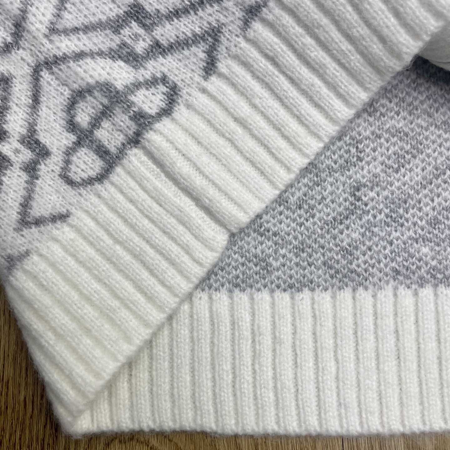 Casablanca Logo-pattern Zip-fastening Cardigan   D0115 - DopestKickz