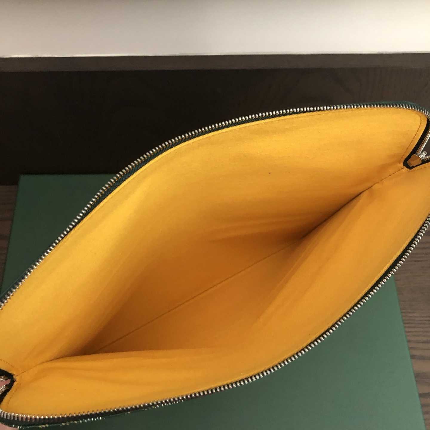 Goyard Sainte-Marie MM Clutch - DopestKickz