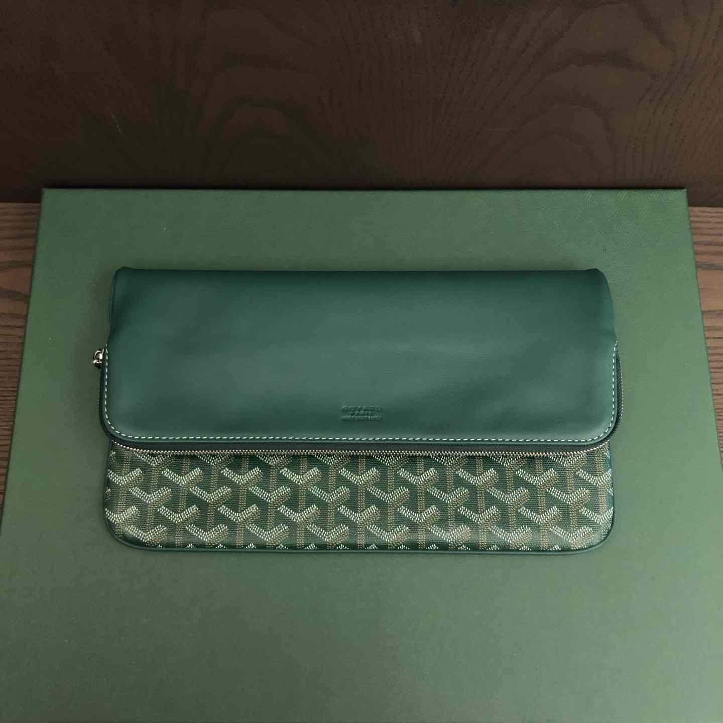 Goyard Sainte-Marie MM Clutch - DopestKickz