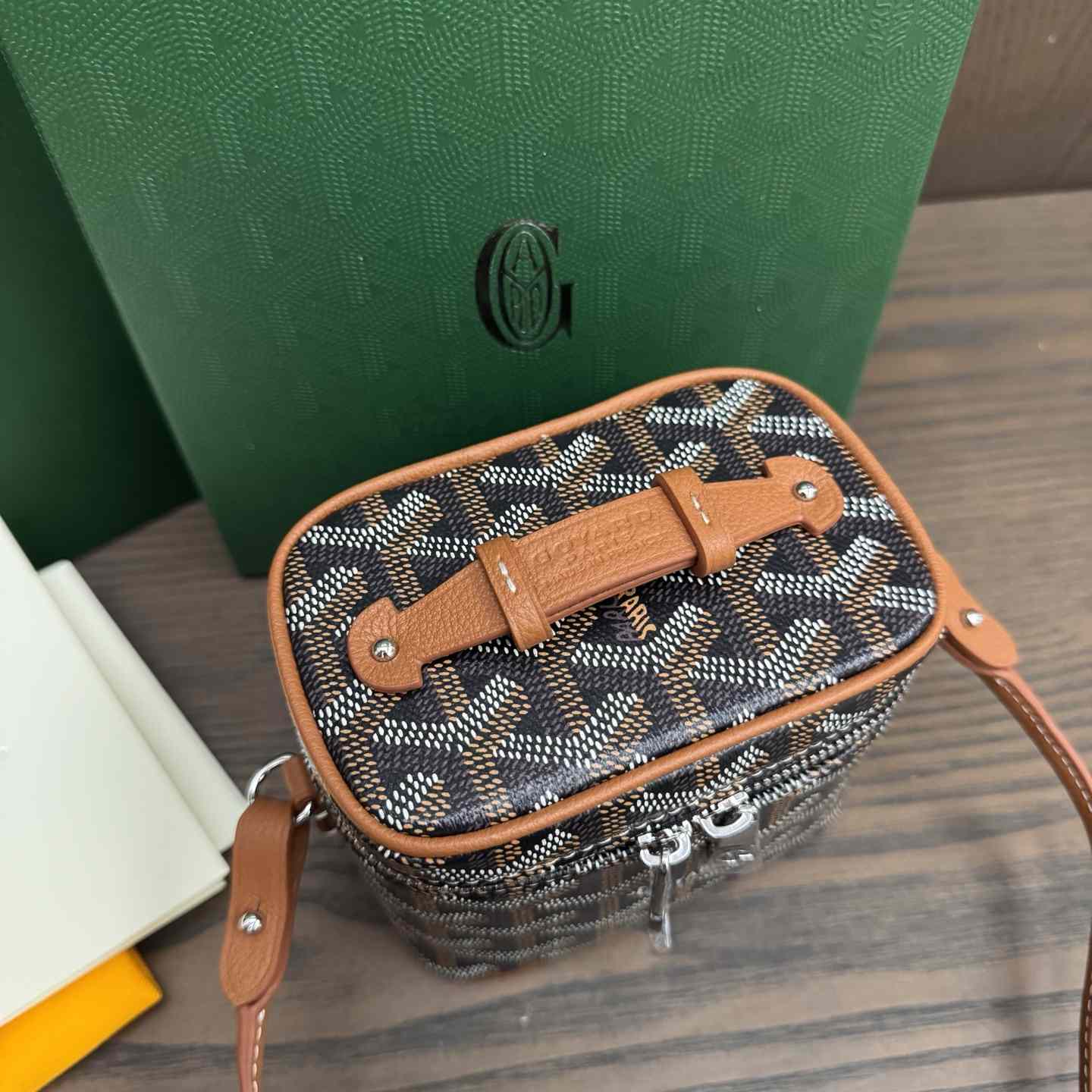 Goyard Muse Nano Vanity - DopestKickz