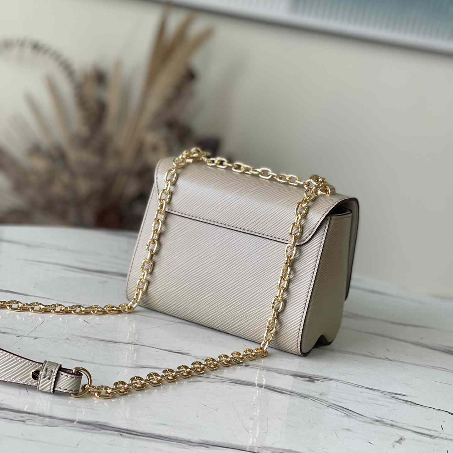 Louis Vuitton Twist PM   M21133 - DopestKickz