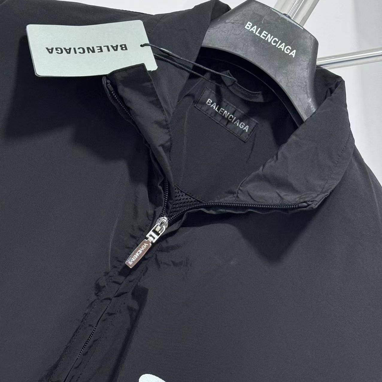 Balenciaga Tracksuit Jacket Medium Fit In Black  - DopestKickz