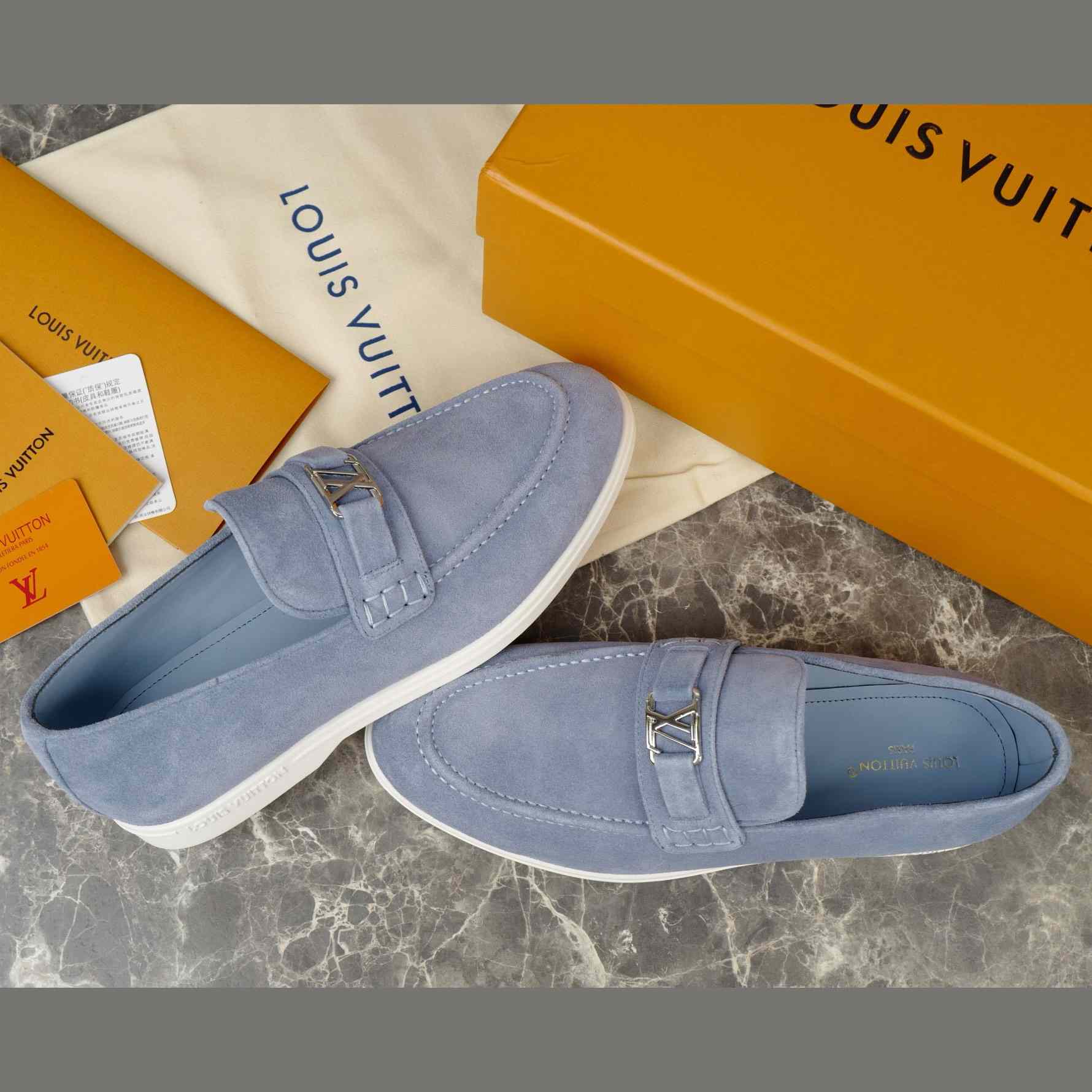 Louis Vuitton Estate Loafers   1AHRCN - DopestKickz