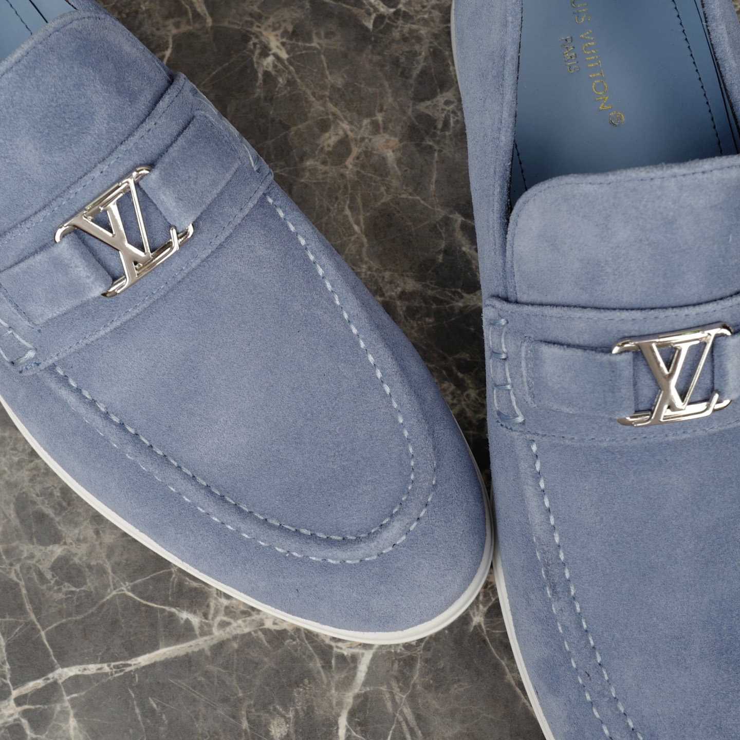 Louis Vuitton Estate Loafers   1AHRCN - DopestKickz