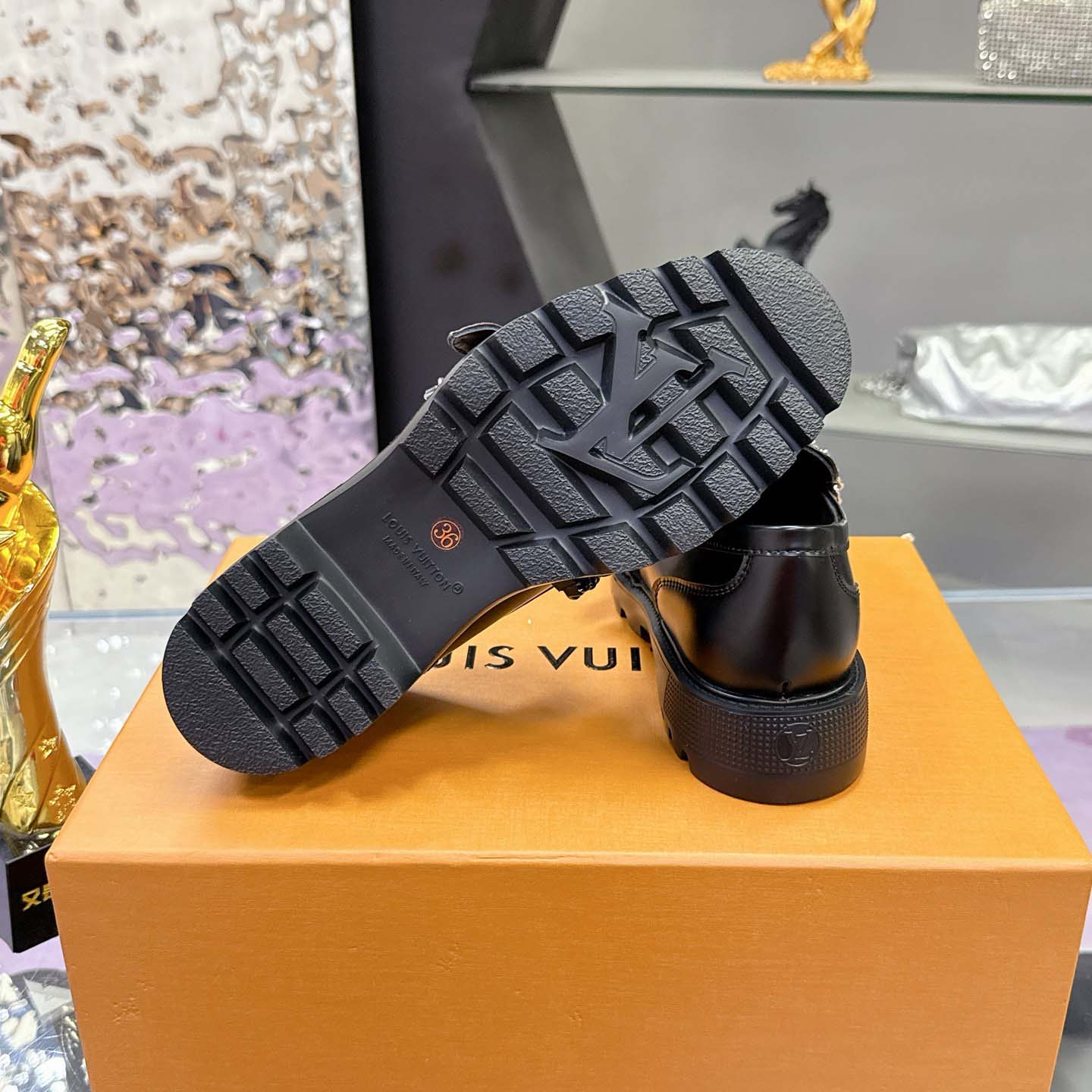 Louis Vuitton District Flat Loafer   1AICBZ - DopestKickz