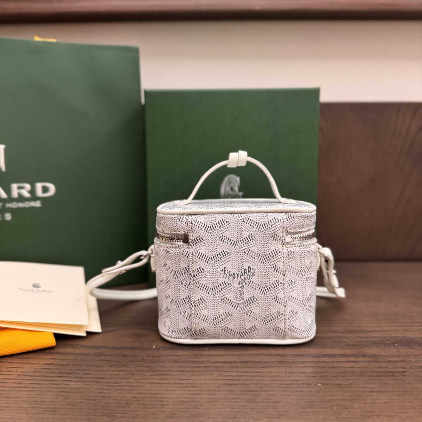 Goyard Muse Nano Vanity - DopestKickz