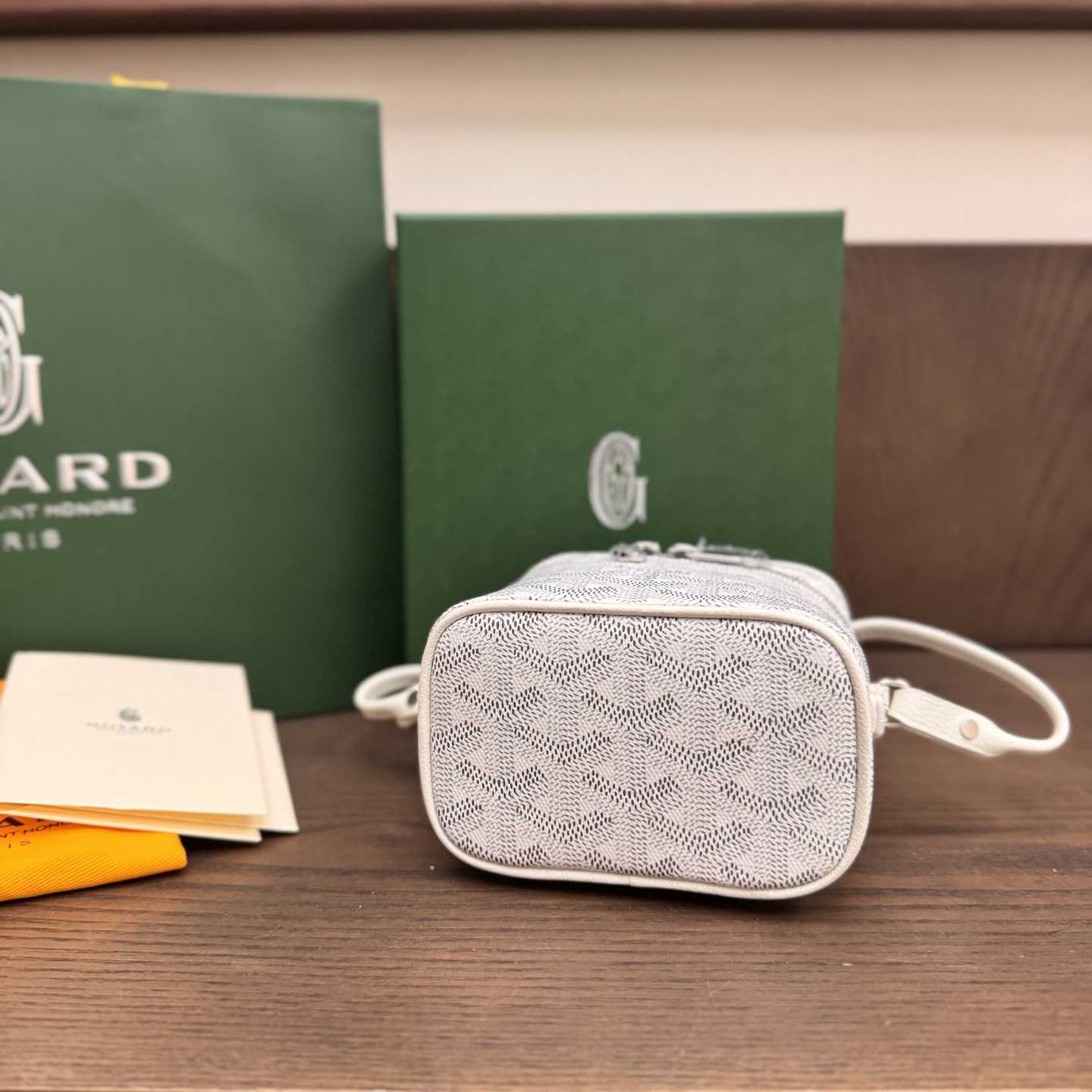 Goyard Muse Nano Vanity - DopestKickz