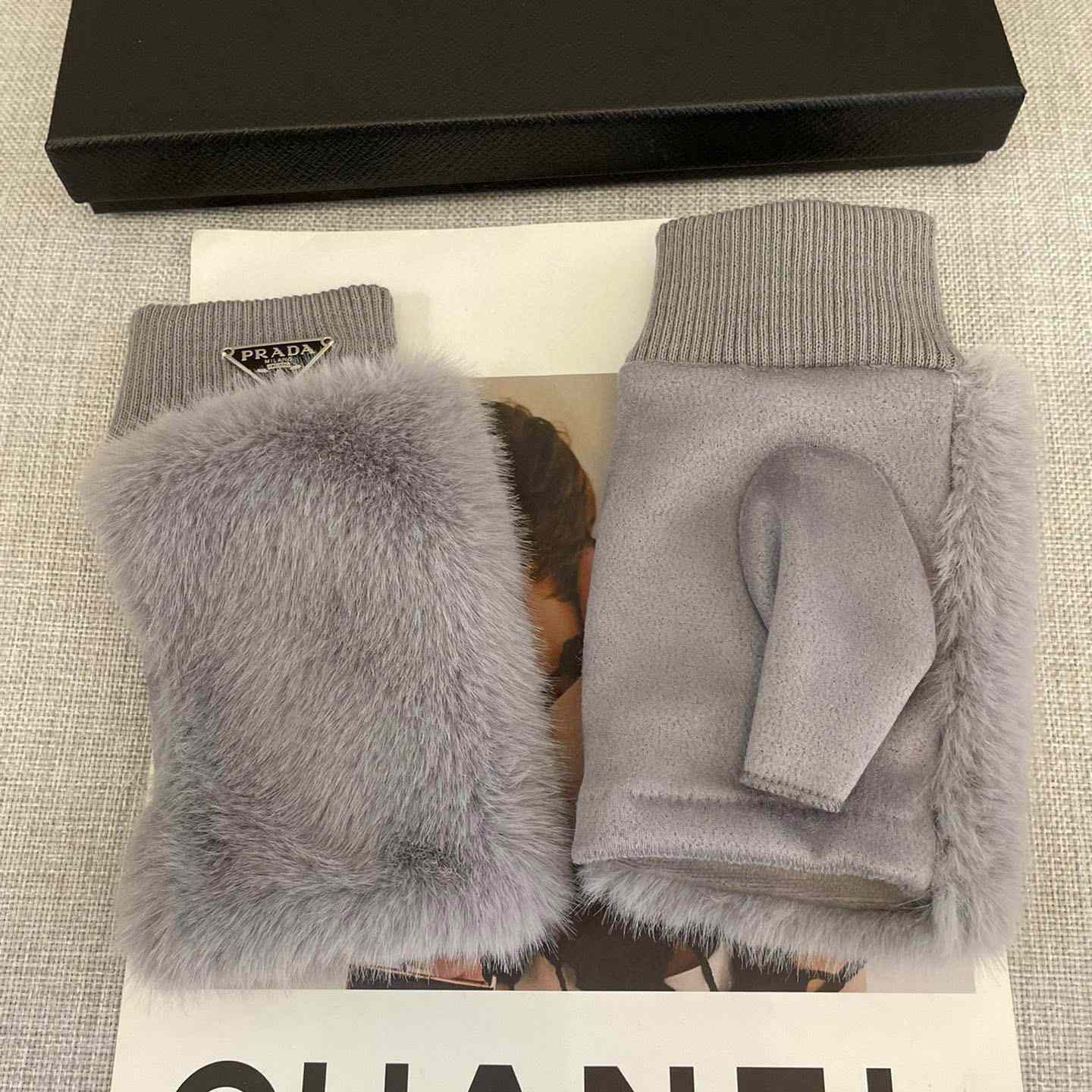 Prada Women's Gloves  - DopestKickz