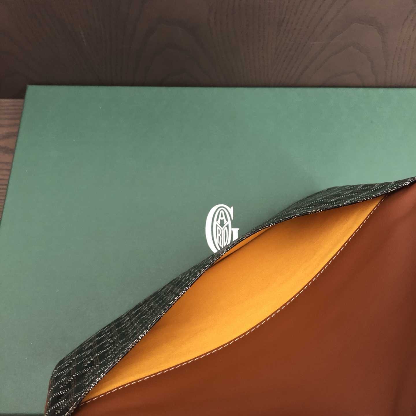 Goyard Sainte-Marie MM Clutch - DopestKickz